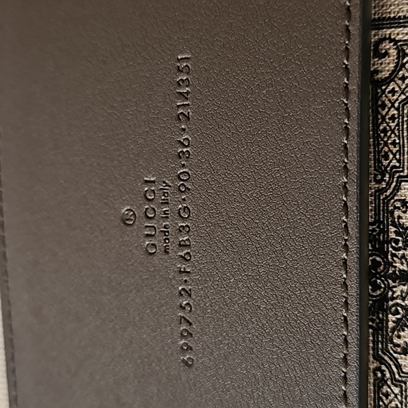 Authentic Gucci Belt - Picture 2 of 7